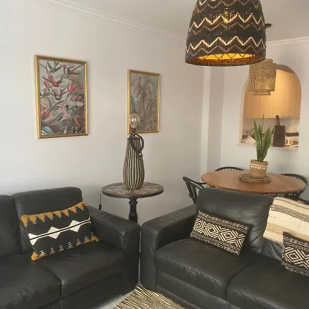 Flores Apartment