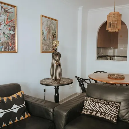 Apartment Flores *