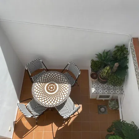 Apartment Flores