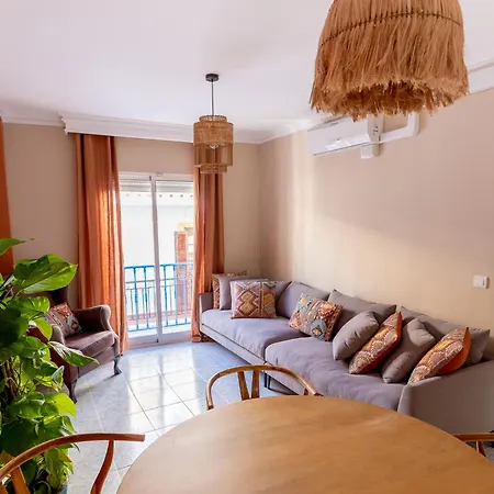 Flores Apartment *