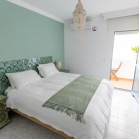 Flores Апартаменти *