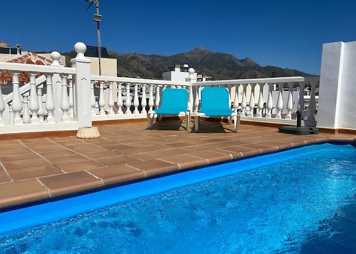 Flores Apartment Nerja